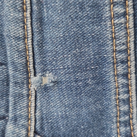 Closed Denim - Distressed - Picture 5 of 8